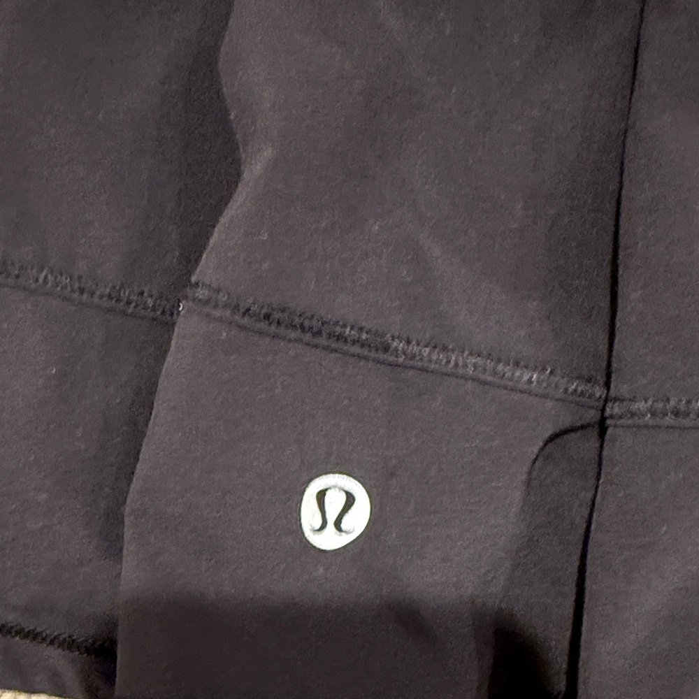 Lululemon Black Athletic Skirt- women’s size 4 - Picture 4 of 7